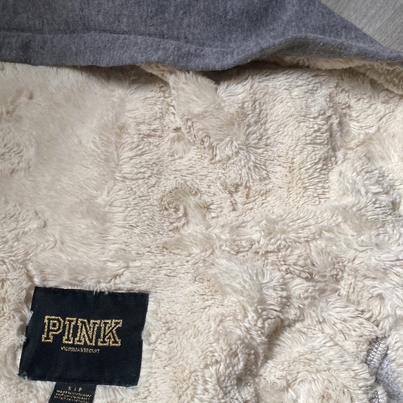 Victoria secret - Picture 4 of 7